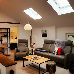 Linder Apartment